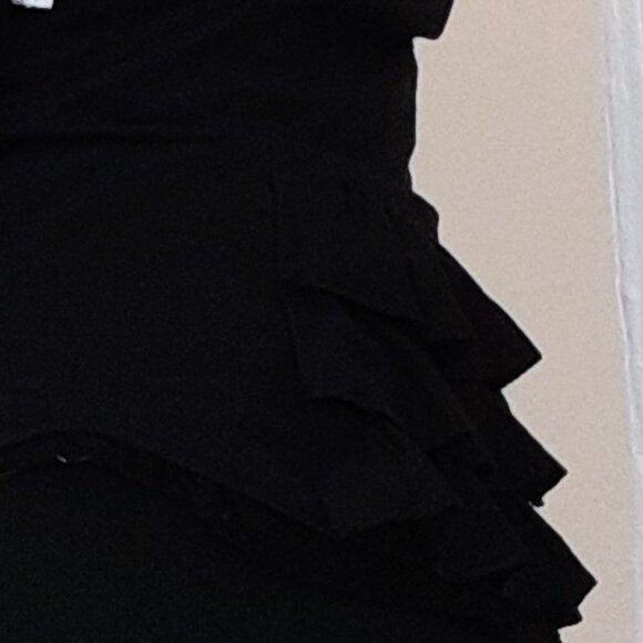 Lolita Gothic Black and white blouse with bustle back - Picture 6 of 6